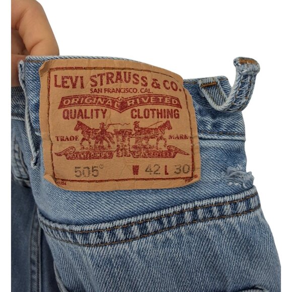 Levis 505 Regular Fit Jeans Mens Size 42x30 Light Blue Denim Classic Straight Le - Picture 2 of 6